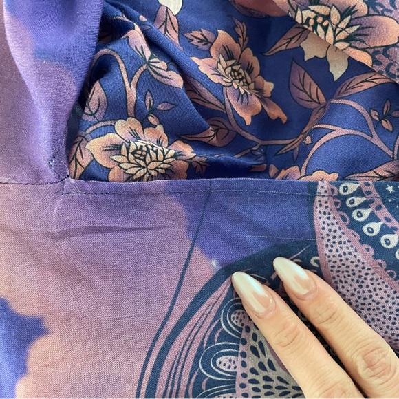 Spell and the Gypsy Free People Luna Kimono - Picture 7 of 9